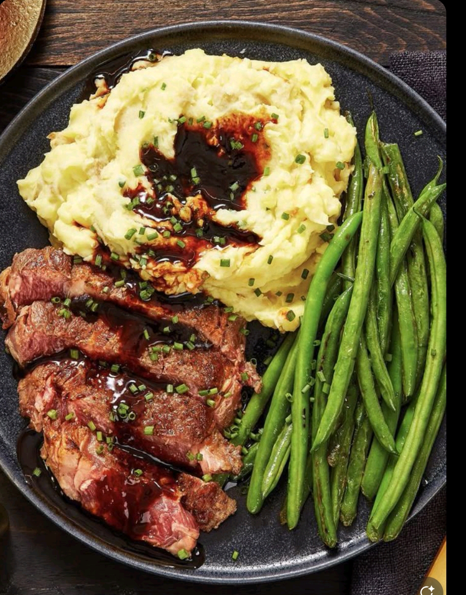 BEEF + MASHED POTATO